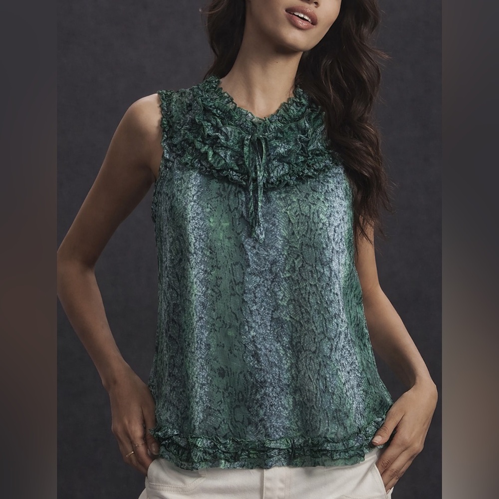 BLUE TASSEL: Green Ruffle Tank